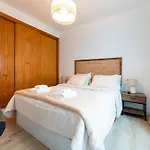 Martin's Place 80 Mts To
