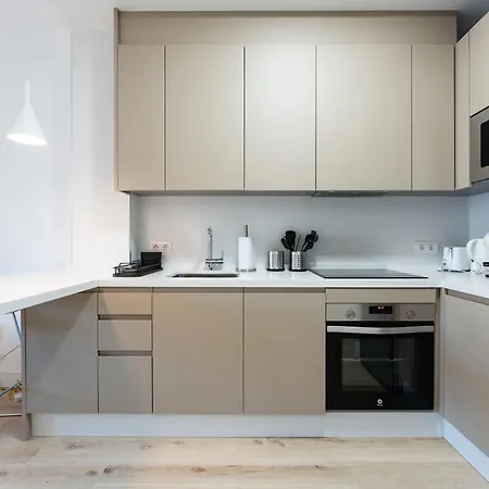 Appartement Martin's Place 80 Mts To *