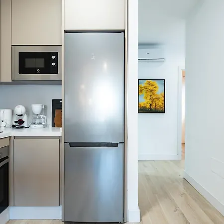 Apartament Martin's Place 80 Mts To *